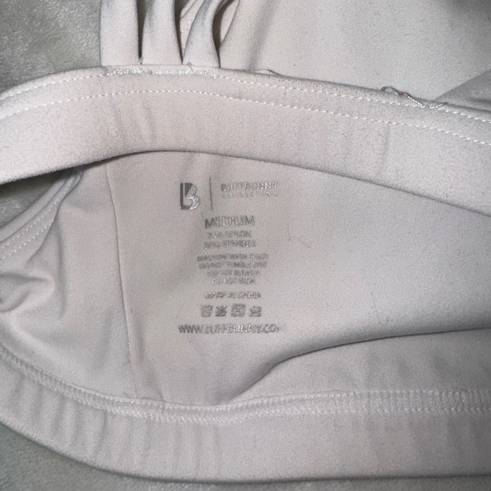 Medium Buffbunny My Confessions Sports Bra - White - Picture 10 of 10